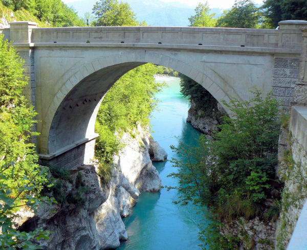 The magnificant sight of the Napoleon Bridge on the Kobarid Historic Walk! The magnificant sight of the Napoleon Bridge on the Kobarid Historic Walk!